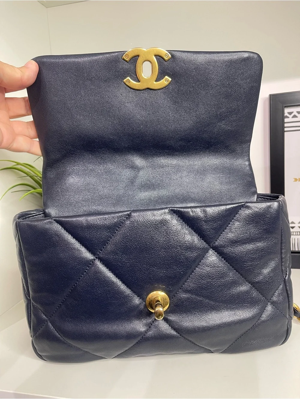 CHANEL 19 Small Quilted Shoulder Bag in Navy
